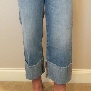 True Religion Cropped Wide leg Jean size 26
